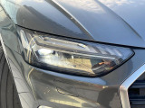 ●LEDハイビームが多数独立で存在し、ハイビーム時に対向車や前方を走る車の部分をロービームに切り替えが可能!!シーケンシャルウインカーも装備!!