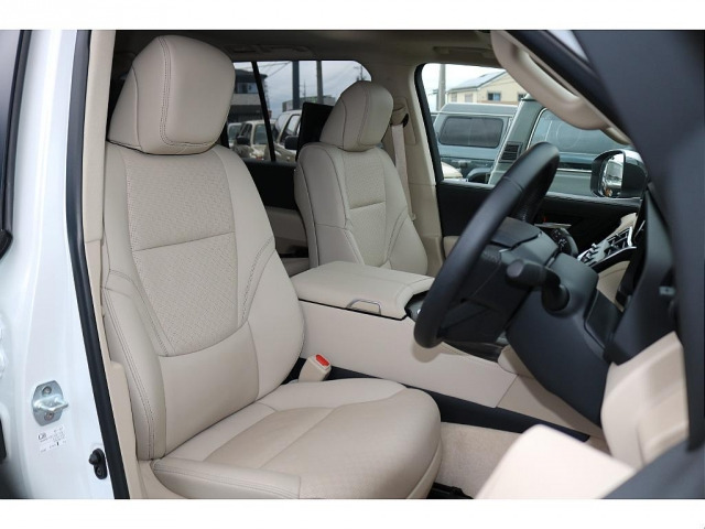 トヨタ ランドクルーザー300 3.5 ZX 4WD の中古車詳細 (6,000km