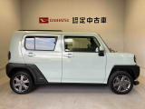 車両右側面からの写真になります。車をご覧になりたい時はお気軽に最寄りの店舗へご相談下さい。
