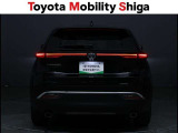 リヤのコンビネーションランプは後続車からも確認しやすいデザインです。