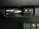 ETC付。高速道路の料金所はキャッシュレスで通過です。サービスエリア等にあるスマートインターの出入りも利用可能でとっても便利。ご納車後すぐにお使い頂けるようセットアップしてのお渡しとなります。