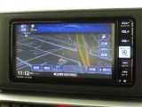 トヨタ純正7インチSDナビNMZK-W73Dを装備しております。