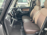 シンプルで使いやすい操作系。ドライバーは運転に集中できます。安全運転をサポートする機能も充実です。