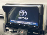 【純正9型ナビ】人気の純正ナビを装備。オーディオ機能も充実しており、Bluetooth接続すればお持ちのスマホやMP3プレイヤーの音楽を再生可能!毎日の運転がさらに楽しくなります!!