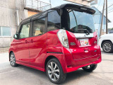 当店では軽自動車から普通車まで幅広くオールメーカーの車種・色・グレードを豊富に揃えております。
