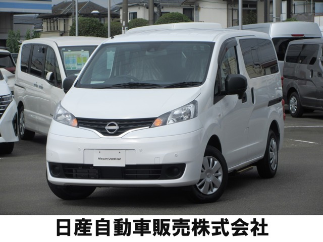 NV200バネットバン 1.6 チェアキャブ 車いす1名仕様 専用サードシート有