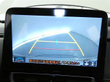 バックガイドモニターで、後方を確認しながら安心して駐車することができます。運転初心者も熟練者も必須の機能ですよ!