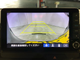 リアカメラ付で、後方をナビ画面で確認。車庫入れも安心です。もちろん、バックギアと連動しています。
