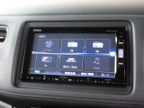 ナビゲーションは純正メモリーナビ(VXM-185VFi)を装着しております。AM、FM、CD、DVD再生、Bluetooth、音楽録音再生、フルセグTVがご使用いただけます。