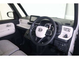 【運転席&助手席】クリーニング済みですので清潔感があり気持ち良く乗っていただけます♪