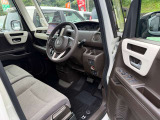 運転席廻り