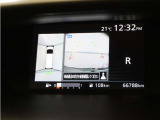 バックカメラ搭載です!車庫入れが苦手な人はもちろん、車両感覚に自信がある人にもお勧めです!見えない箇所が見えるようになるので、低い障害物や隠れてしまっている子供の存在等にも気付く事が出来ます。