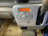 【オートエアコン】外気温や日差しに合わせて、賢く空調をコントロール。設定した温度をキープし続けてくれるから、運転に集中することができます。
