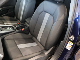 スタンダードシート/デビュークロス/フロントシート電動調整機能/ランバーサポート 4ウェイ (フロント)/シートヒーター (フロント)