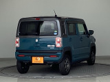 中古車探しに気軽さを。ムダを省くからこそ設定できるその価格に驚きを。プロフェッショナルなスタッフ、サービスで安心を。そんな一人ひとりの理想を詰め込みました。 CAR PLAT ここからはじまります