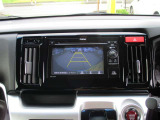 バックカメラ付きで駐車時などに便利です☆