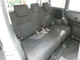 当社の中古車はシートを外して隅々までキレイに仕上げてあります。