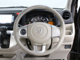 【運転席まわり】Honda独自の設計思想に基づき、自然に手を伸ばした先に操作したいものがあるようレイアウトを追求 !