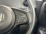 ハンドル右側スイッチは、ホンダセンシングの機能の一つ、「アダプティブクルーズコントロール」です。
