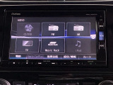 メーカー純正のナビゲーションが付いていますオーディオも充実しています。詳しくはスタッフへお尋ねください