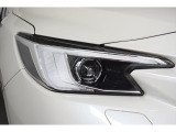 LEDヘッドライトで夜間の運転も安心です