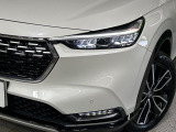 【シーケンシャルターンランプ付きLEDヘッドライト】人気の『流れるウィンカー』付きのLEDヘッドライトを装備♪高級感はもちろん、点灯時は存在感たっぷりで他車からも認識されやすく安心です。
