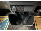 運転席・助手席シートヒーター付き♪お尻や腰回りを温めてくれますよ(^^♪