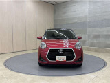 お車購入のポイントとなるフロントマスクです!かわいらしい目つきが印象的なデザインのヘッドランプです。