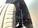 お車を安心してお乗りいただく為には、足回りの定期点検が欠かせません。サービスサポート(有償保証)では無料点検もご提供しており、安心のカーライフをお過ごしいただけるサポート体制が整っています。