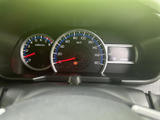 視認性の高いメーター類で、運転に必要な情報をしっかり確認できます。運転状況が一目でわかり、安全運転をサポートします。