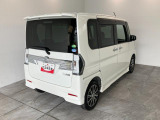 お客様にぴったりなおクルマをお選びいただけますように様々な展示車をご用意致しております!ダイハツの軽自動車だけではなく、他メーカー車やコンパクトカー・ミニバンなども数多く取り揃えております!