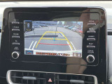 バックガイドモニターで、後方を確認しながら安心して駐車することができます。運転初心者も熟練者も必須の機能ですよ!