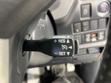【クルーズコントロール】高速道路もラクラク走行。アクセルを離しても一定速度で走行ができ、長距離運転時の負担を軽減!加速・減速も簡単なスイッチ操作で調整できます。