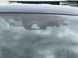 追従機能やレーンキープなどを含む「トヨタセーフティセンス」を装備。高速道路や長距離の運転も疲れにくく快適です!