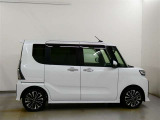 この度は、当社の展示車をご覧いただきまして、誠に有難うございます。自信をもってお勧めできる車となりますので、ごゆっくりご覧頂きたいと思います。