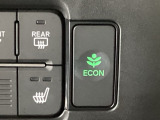 ★ECONスイッチ★ エコドライブを加速しよう!スイッチをONにすると、運転の仕方によるロスを抑え込み燃費をよくするようクルマが頑張ります(*^ー^*)燃費向上にチャレンジ♪