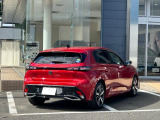 新デザインの308には、個性と躍動的で滑らかなプロポーションを感じさせます。