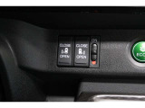◆◆両側電動スライドドア!!荷物で手が塞がる時など簡単にドアの開閉が出来ます!何より力いらずで開閉OK!女性やお年寄りにも優しい♪電動機能はOFFにもできますから元気なお子様の駆け出しも安心!