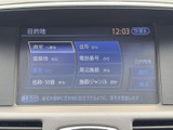使いやすいインターフェースで、スムーズな操作が可能です。充実した機能で、快適なドライブをサポートします。目的地設定も簡単に行えます。