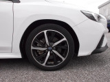 アイサイト装着車は、アイサイトのプロであるディーラーメカニックが専用機器を用いて徹底的に診断します。先進技術を注がれた故障診断機器でおクルマの状態を迅速・正確に解析しメンテナンスを行います。