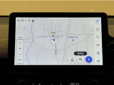 ナビ付きです。目的地を設定すれば、初めての場所でも簡単に行くことが出来ます。