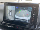 空から車を見たような「アラウンドビューモニター」!車の周りが一目で確認できるので、小さなお子様や障害物があっても安心して乗ることができます。