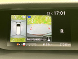 停車中にテレビや動画を楽しめるモニターは、休憩時間の過ごし方を豊かにします。家族旅行やアウトドアでの利用に重宝する便利な機能です。