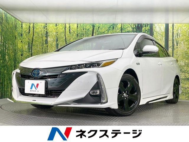 トヨタ プリウスPHV 