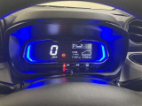 シンプルで見やすいメーターパネル☆