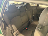 MINIを熟知したメカニックによる、360度での納車前点検。ドイツ本国と同様の教育・訓練を受けたBMW専門のメカニックが、360度によるポイントを徹底的に点検、整備いたします。