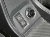 USB-Cポート・シガーソケットが装備されています!