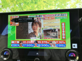 停車中には、地上デジタル放送をお楽しみいただけます。長距離移動も退屈知らず。快適な時間を過ごせるでしょう。
