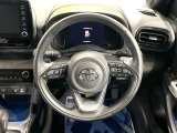 【純正革巻きステアリング】上質な革を使用することで、手にしっかり馴染みとても運転しやすいハンドルです♪