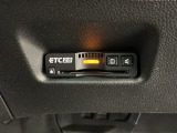 いまや快適なカーライフに欠かせないETCが付いています。